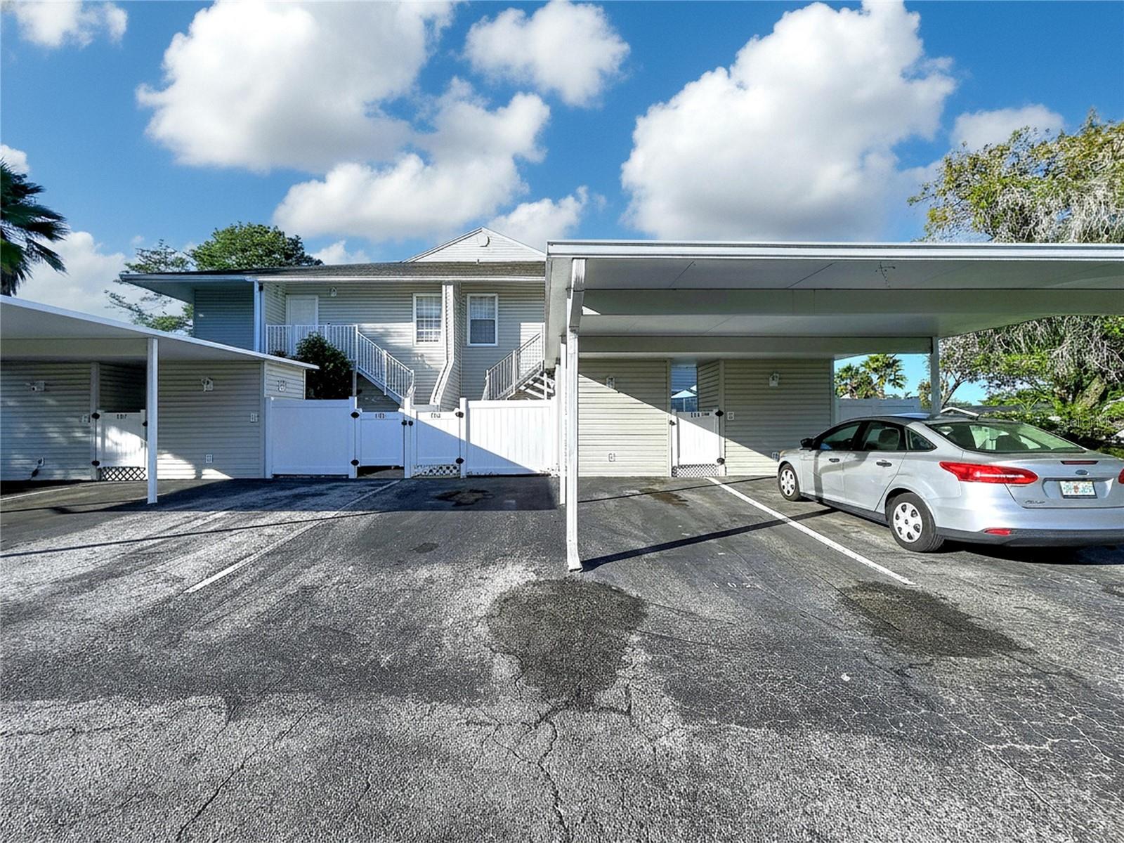 8350 SAVANNAH TRACE CIRCLE, #102, Tampa, FL 33615