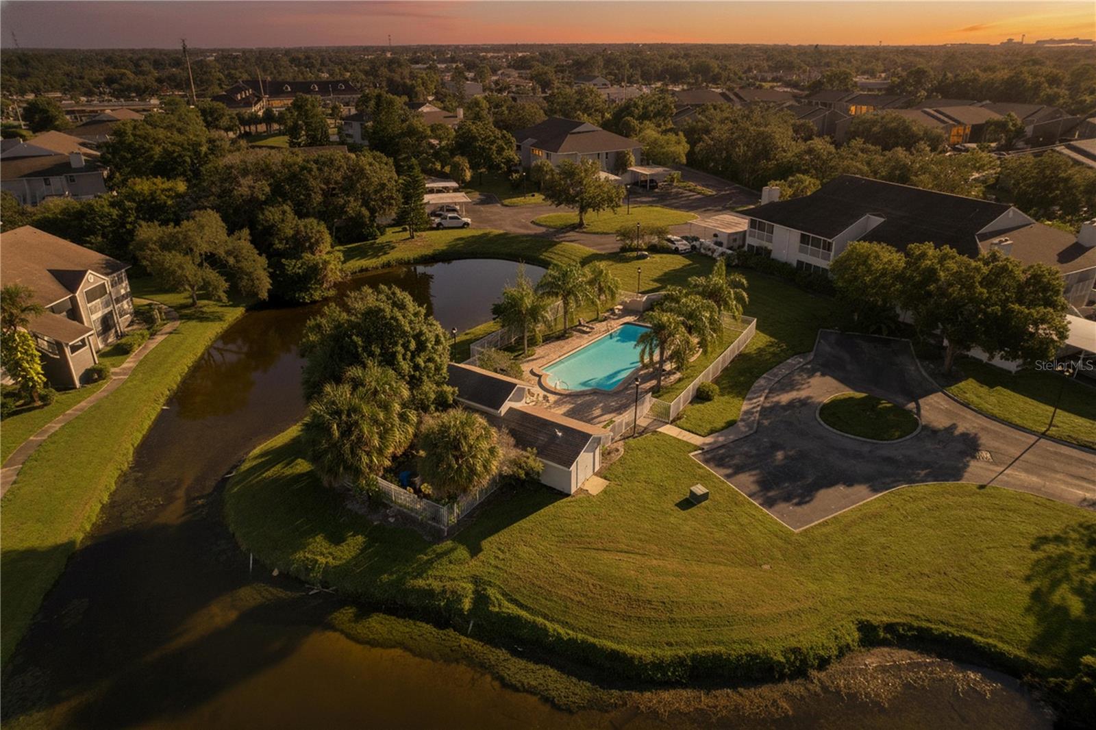 8350 SAVANNAH TRACE CIRCLE, #102, Tampa, FL 33615