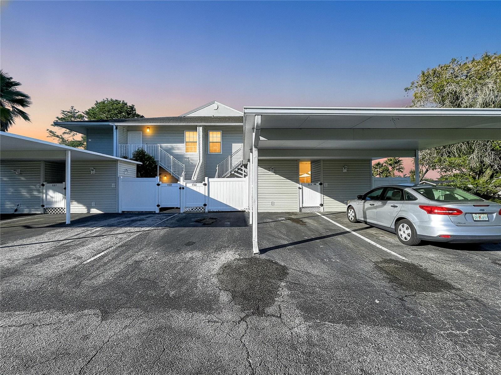 8350 SAVANNAH TRACE CIRCLE, #102, Tampa, FL 33615