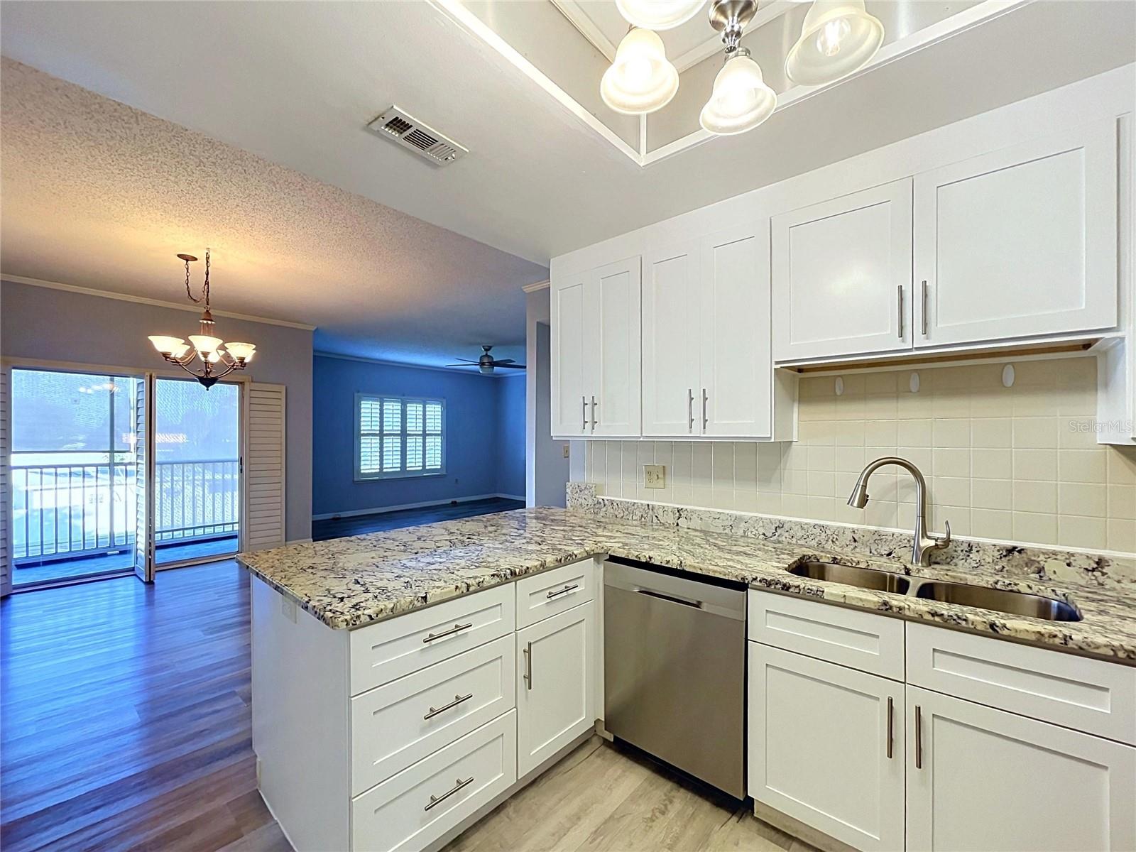 8350 SAVANNAH TRACE CIRCLE, #102, Tampa, FL 33615