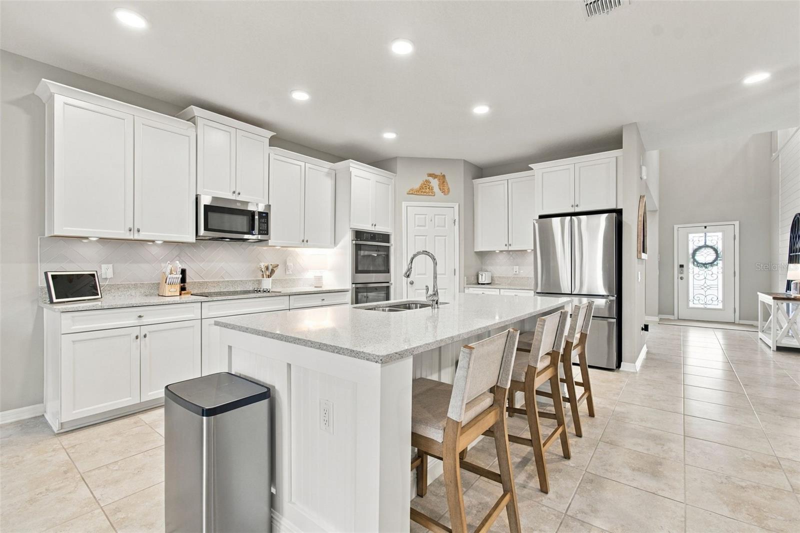 9477 SEAGRASS PORT PASS, Wesley Chapel, FL 33545