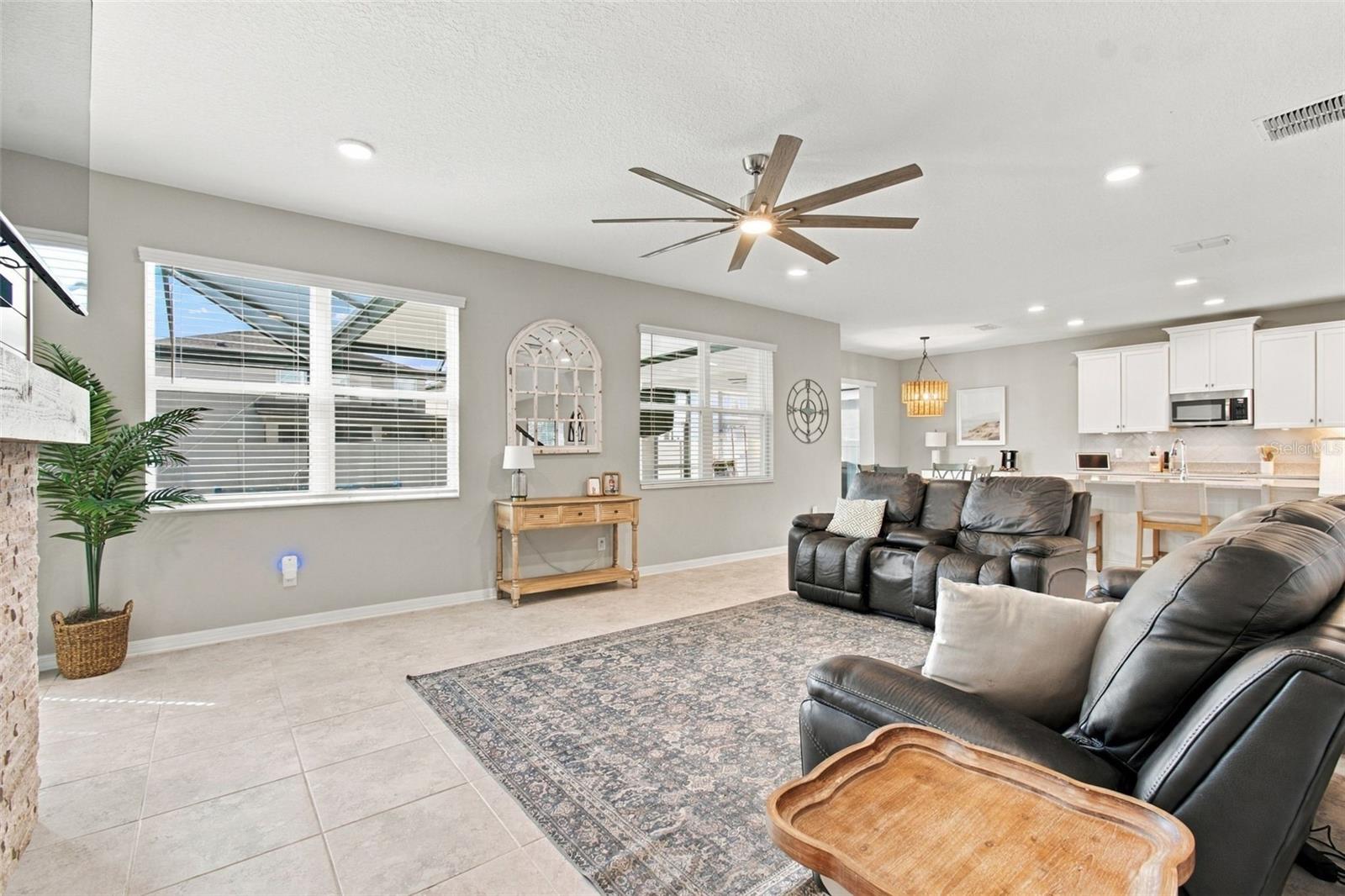 9477 SEAGRASS PORT PASS, Wesley Chapel, FL 33545
