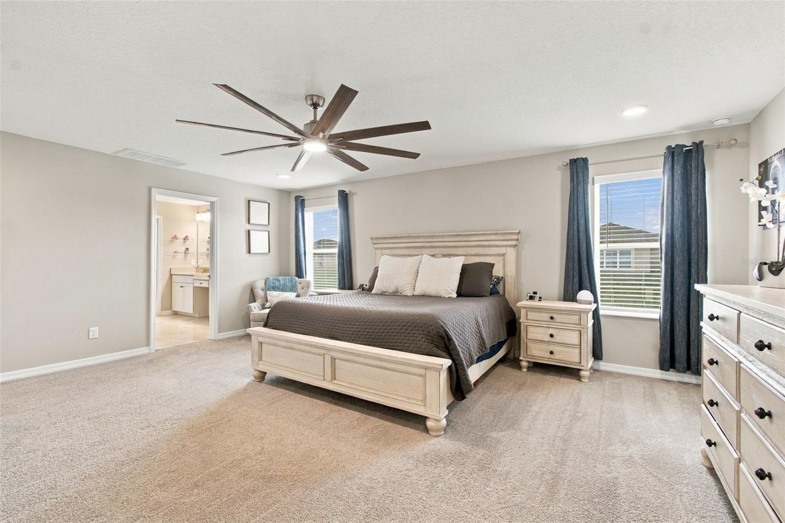 9477 SEAGRASS PORT PASS, Wesley Chapel, FL 33545