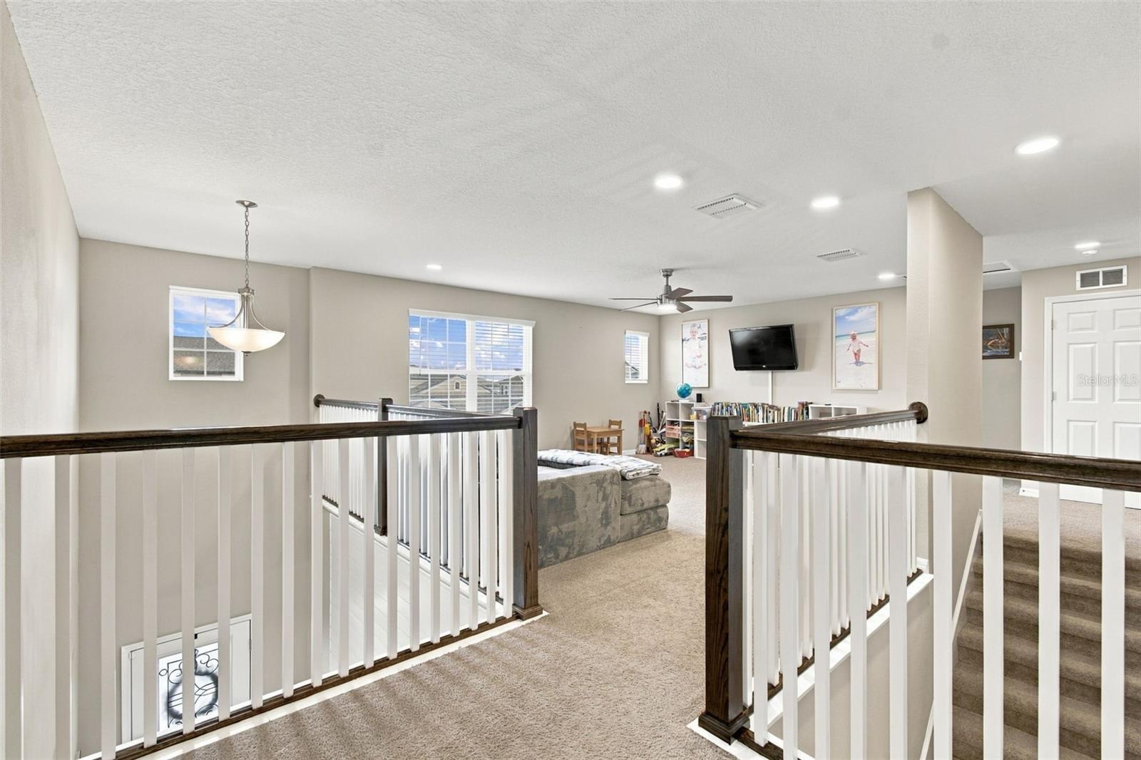 9477 SEAGRASS PORT PASS, Wesley Chapel, FL 33545