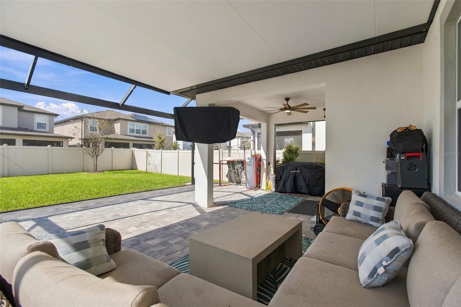 9477 SEAGRASS PORT PASS, Wesley Chapel, FL 33545