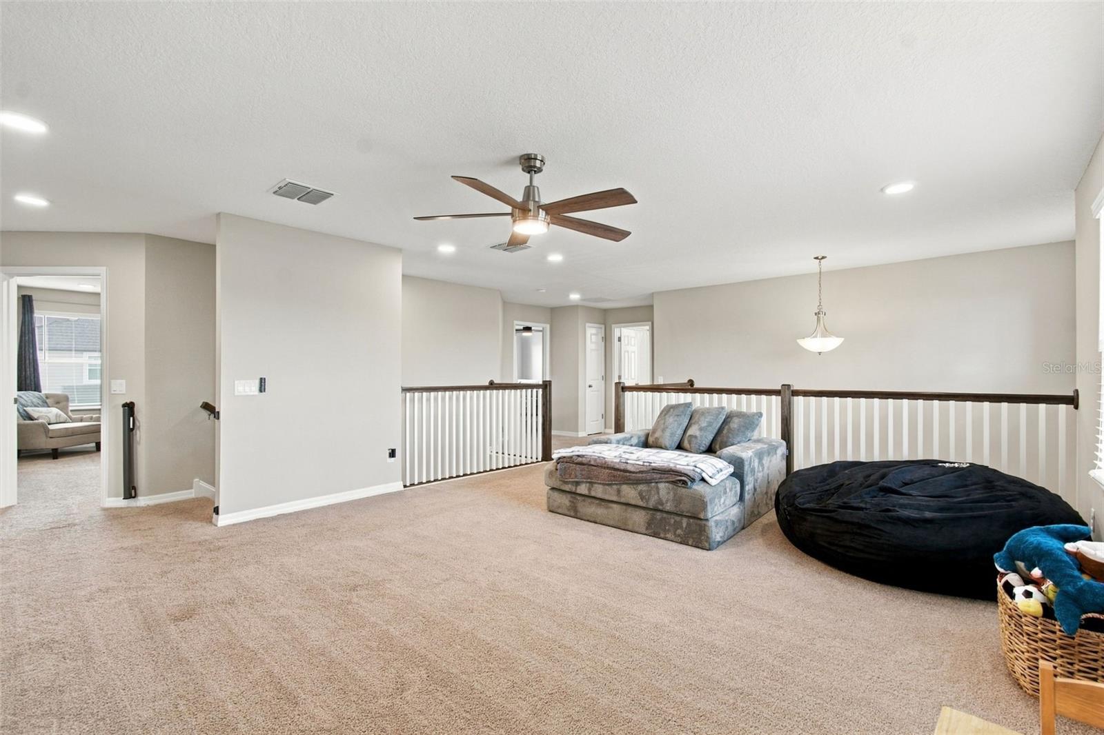 9477 SEAGRASS PORT PASS, Wesley Chapel, FL 33545