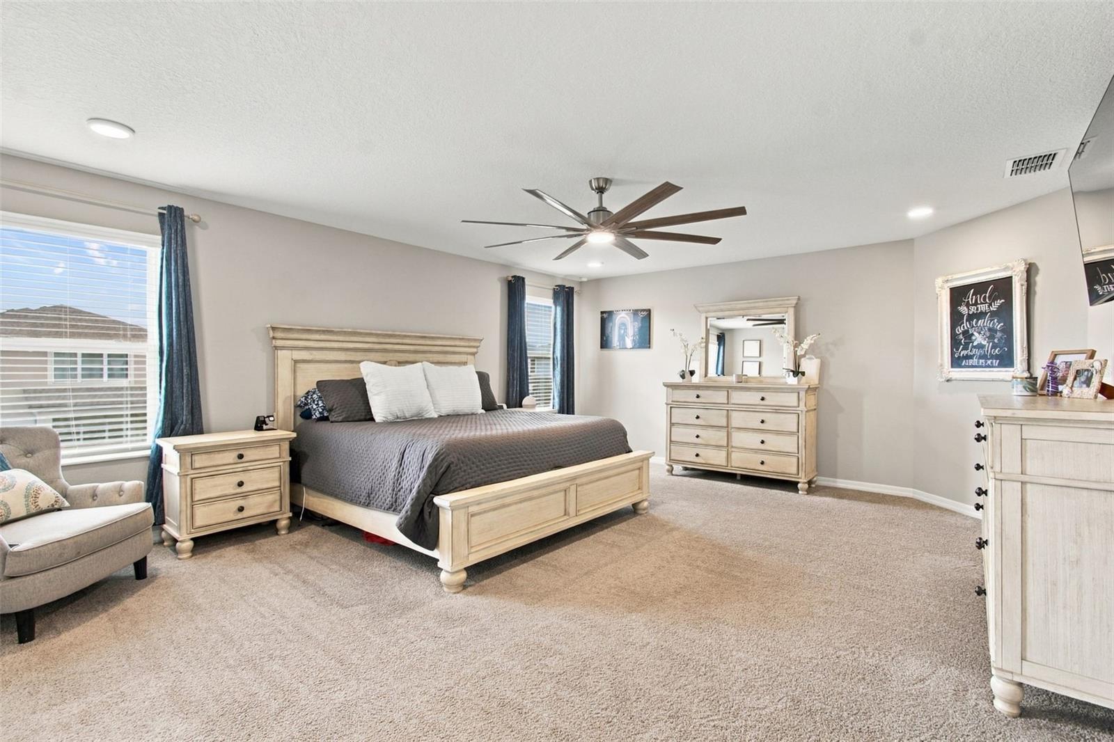 9477 SEAGRASS PORT PASS, Wesley Chapel, FL 33545