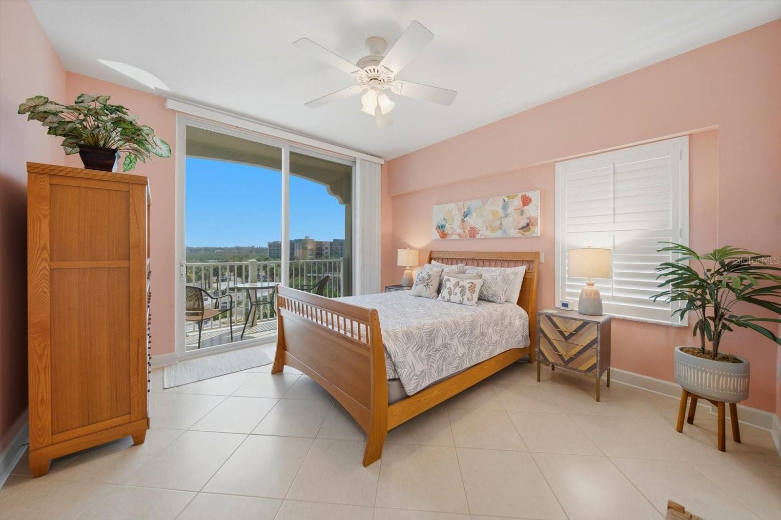 19600 GULF BOULEVARD, #301, Indian Shores, FL 33785