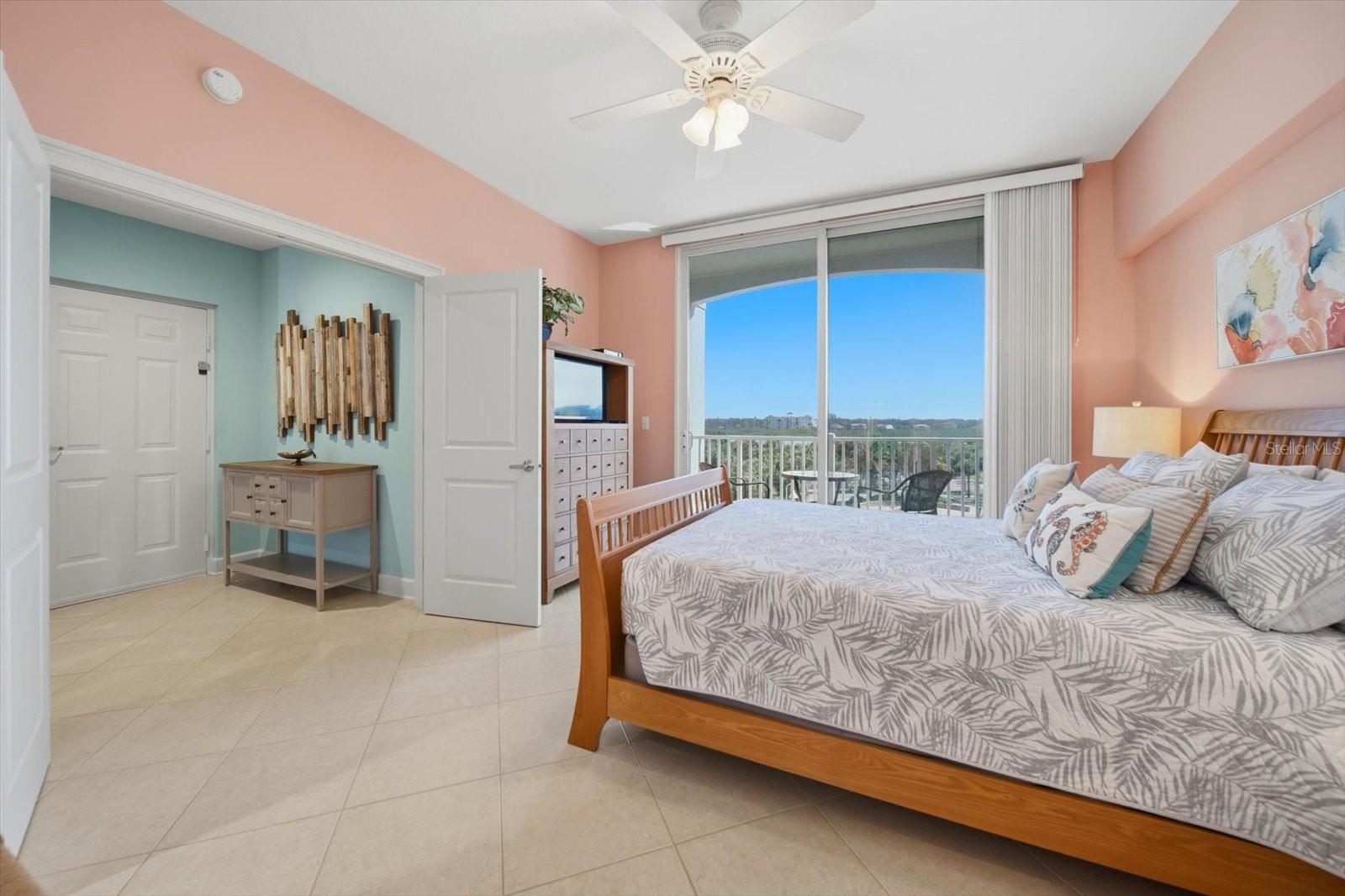 19600 GULF BOULEVARD, #301, Indian Shores, FL 33785