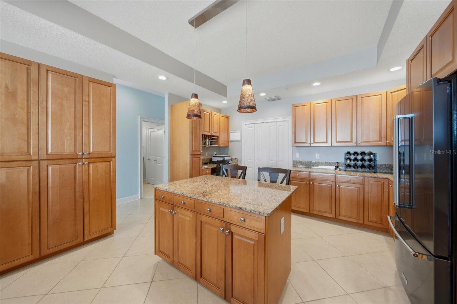 19600 GULF BOULEVARD, #301, Indian Shores, FL 33785