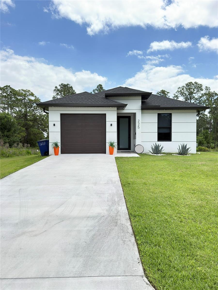 Lehigh Acres, FL 33974