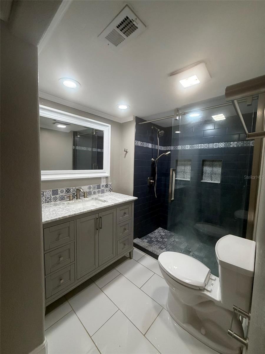 101 W LEMON STREET, #2, Tarpon Springs, FL 34689