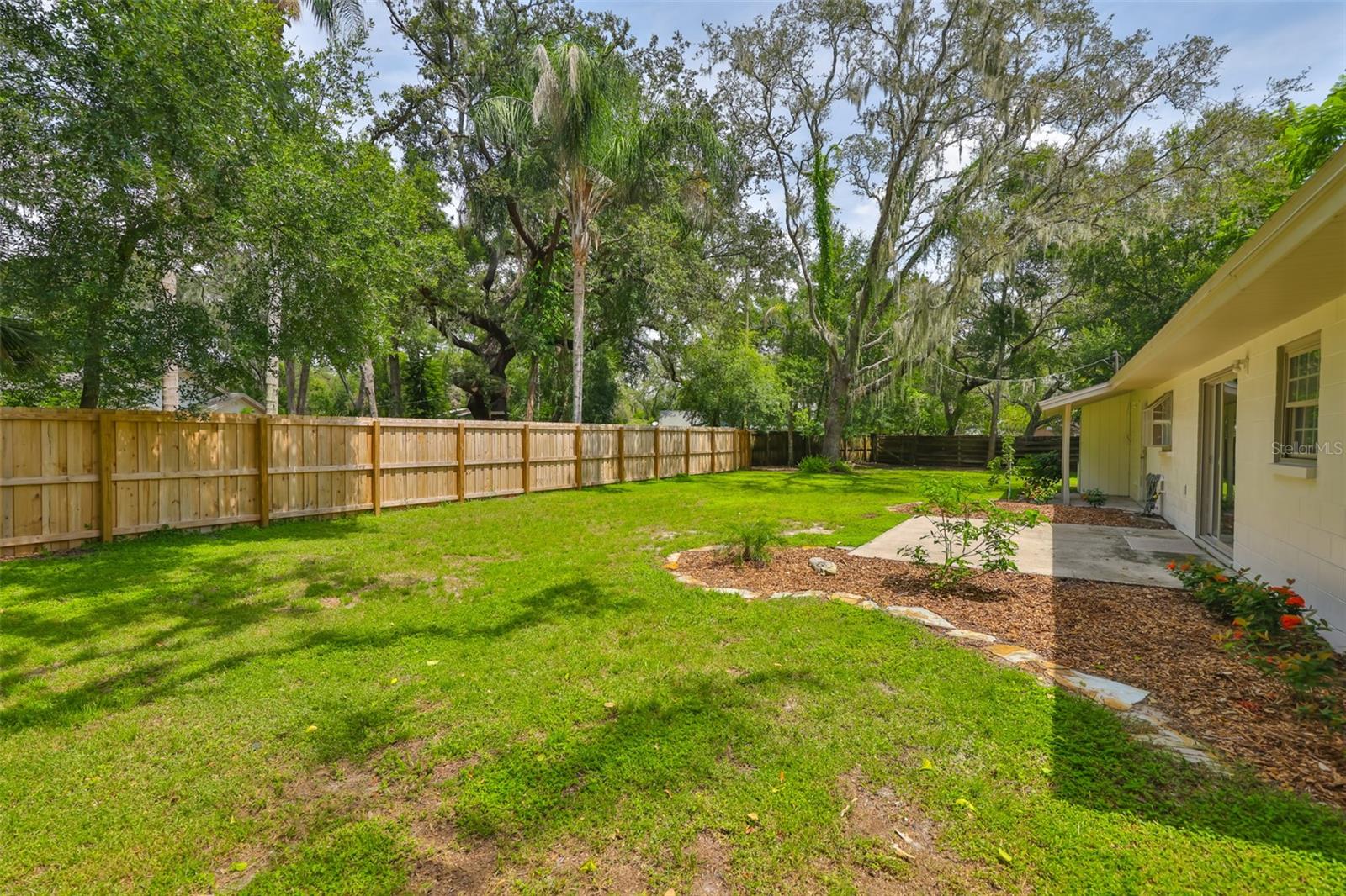 121 WINDY CIRCLE, Brandon, FL 33511
