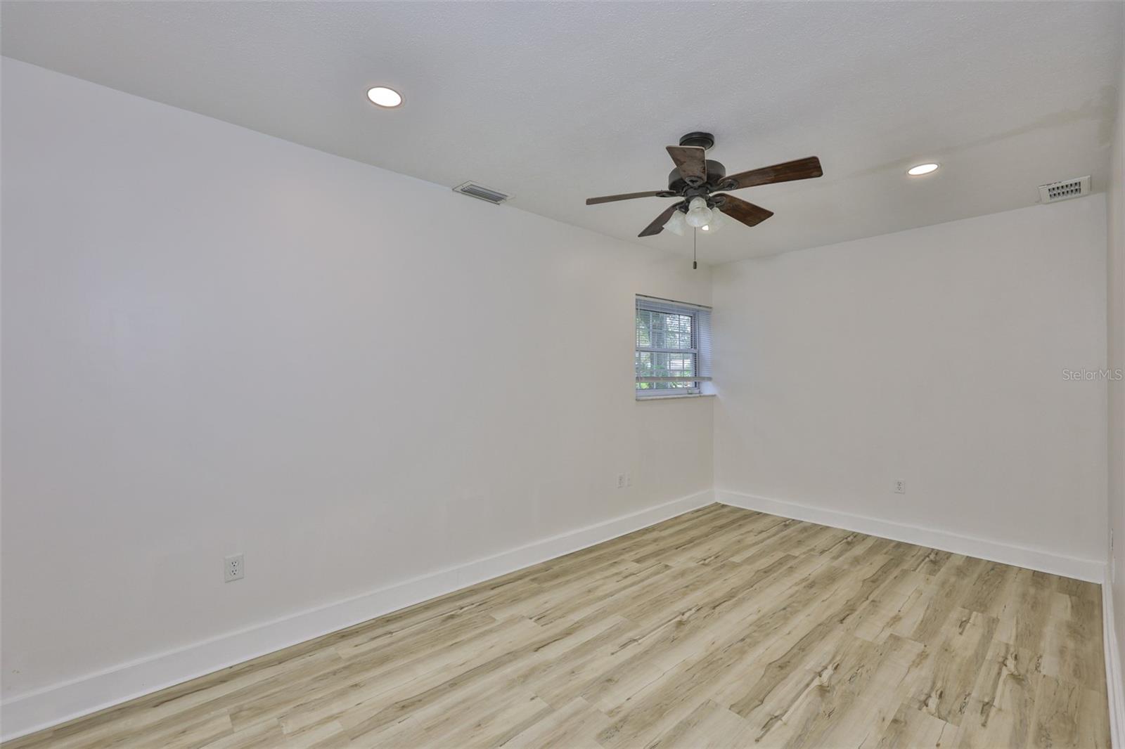 121 WINDY CIRCLE, Brandon, FL 33511