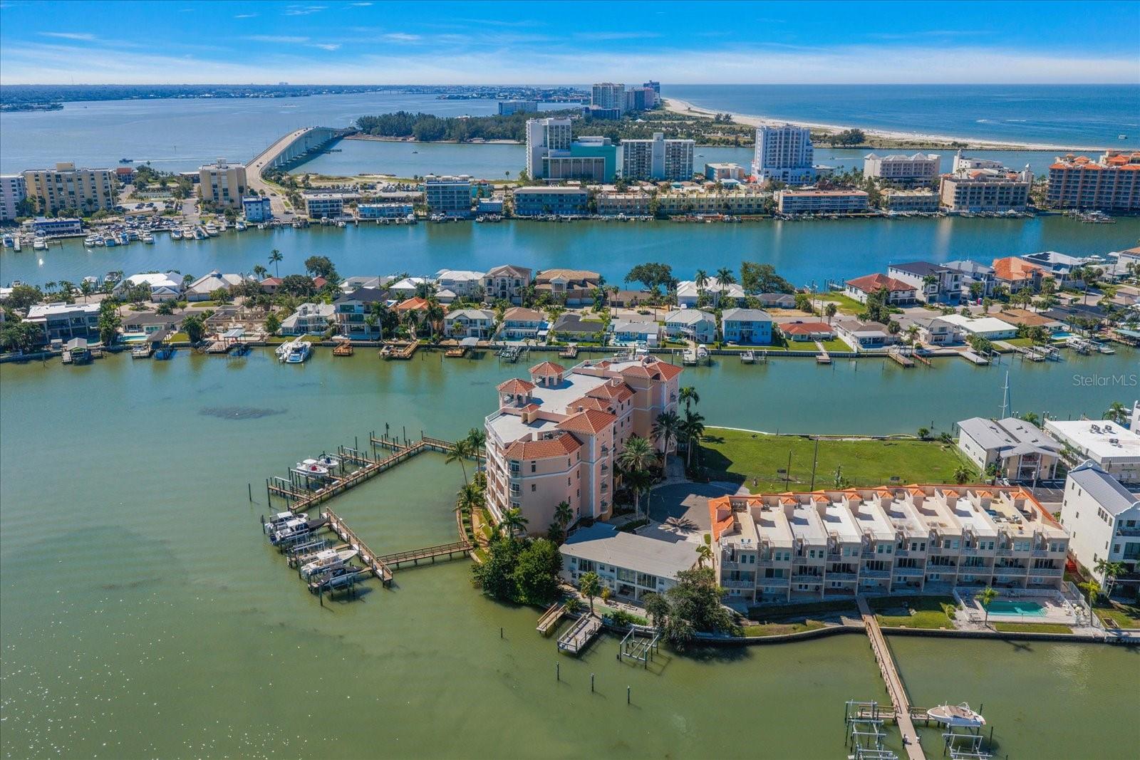 205 BRIGHTWATER DRIVE, #401, Clearwater Beach, FL 33767