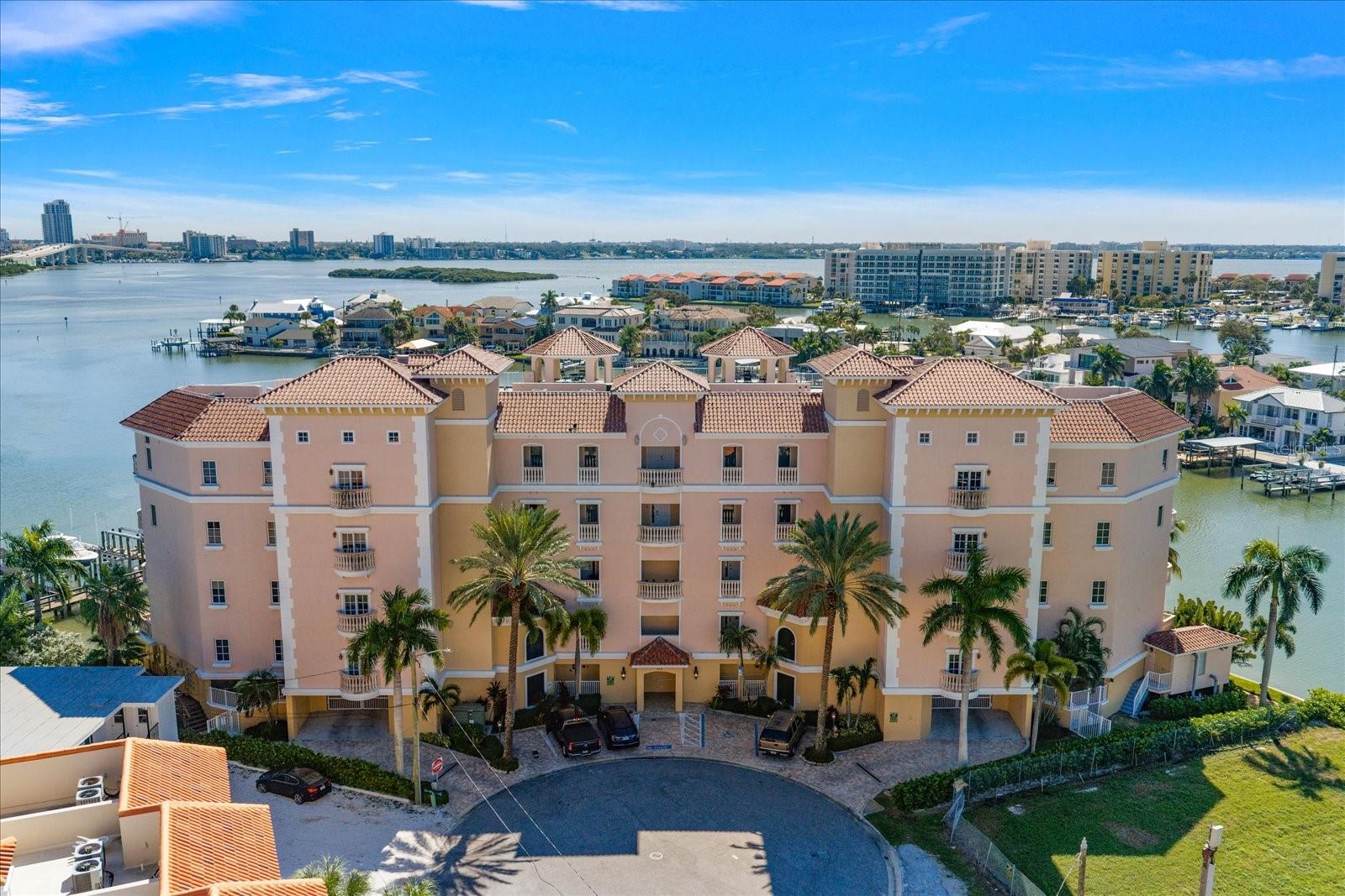 205 BRIGHTWATER DRIVE, #401, Clearwater Beach, FL 33767