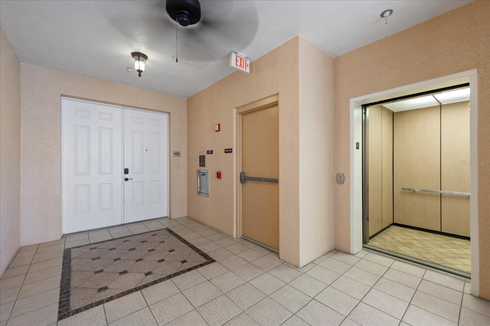 205 BRIGHTWATER DRIVE, #401, Clearwater Beach, FL 33767