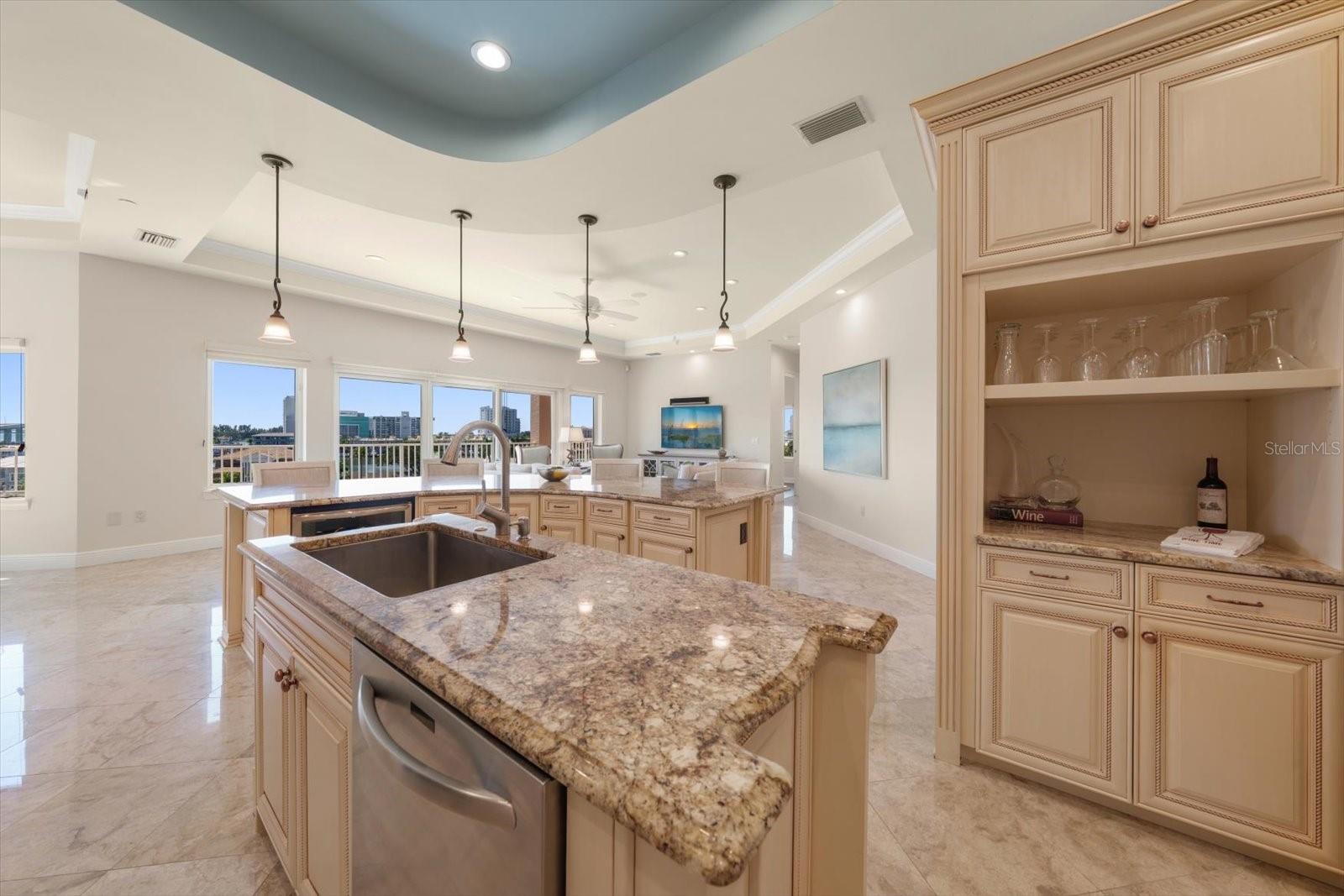 205 BRIGHTWATER DRIVE, #401, Clearwater Beach, FL 33767