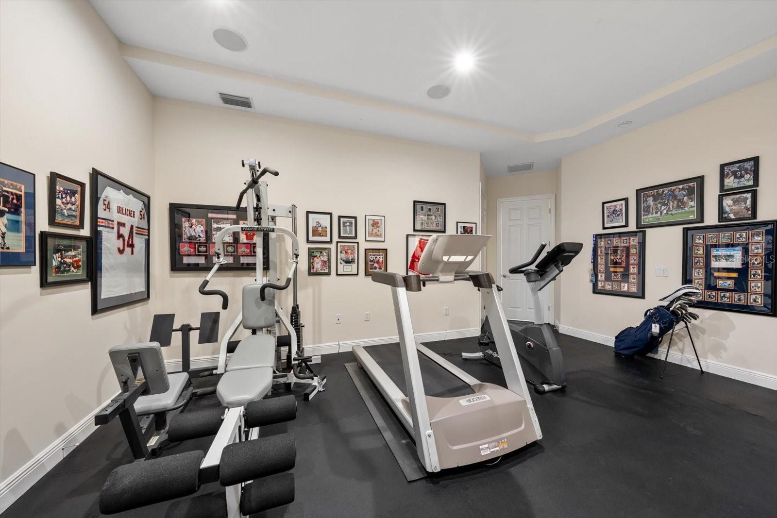205 BRIGHTWATER DRIVE, #401, Clearwater Beach, FL 33767