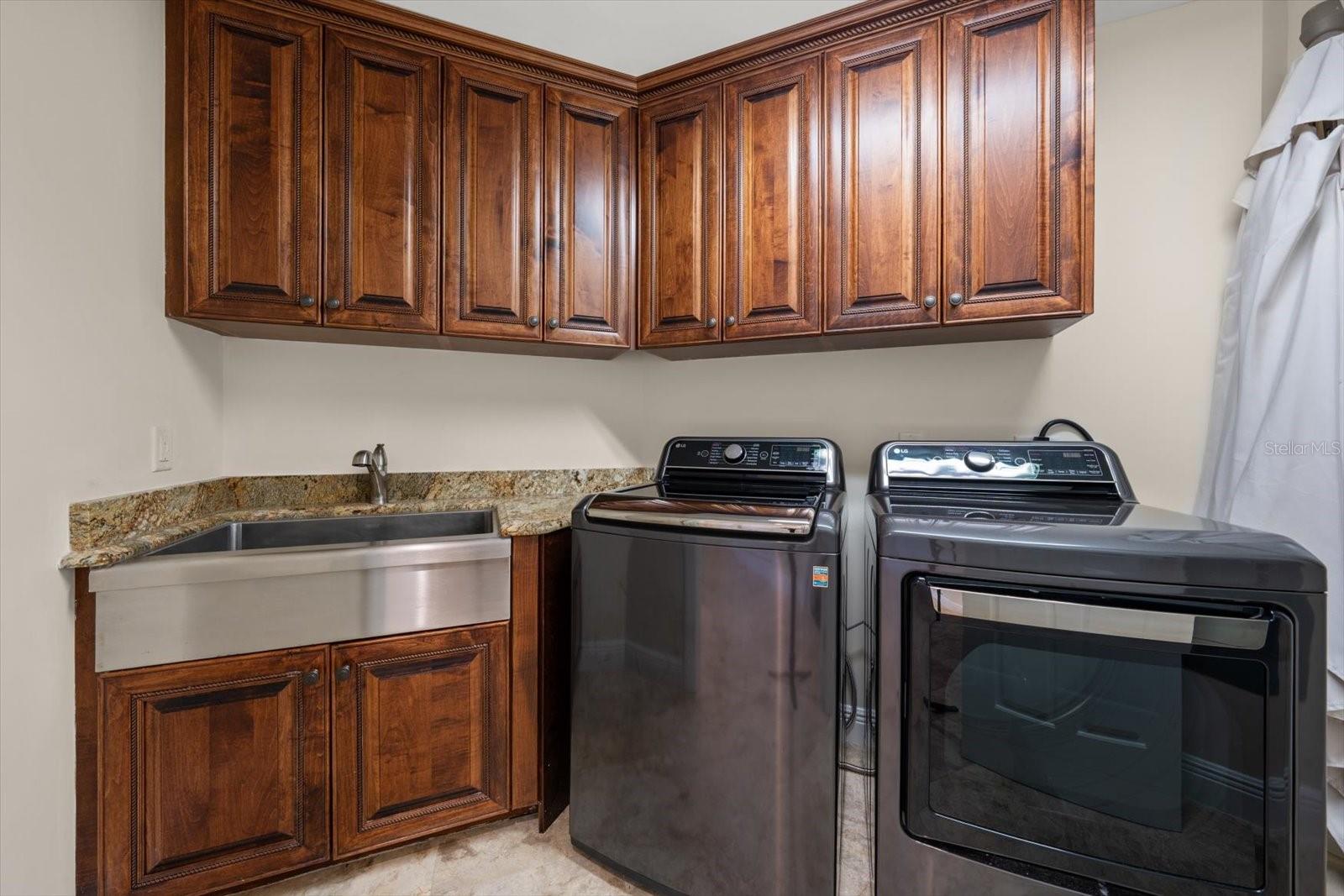 205 BRIGHTWATER DRIVE, #401, Clearwater Beach, FL 33767