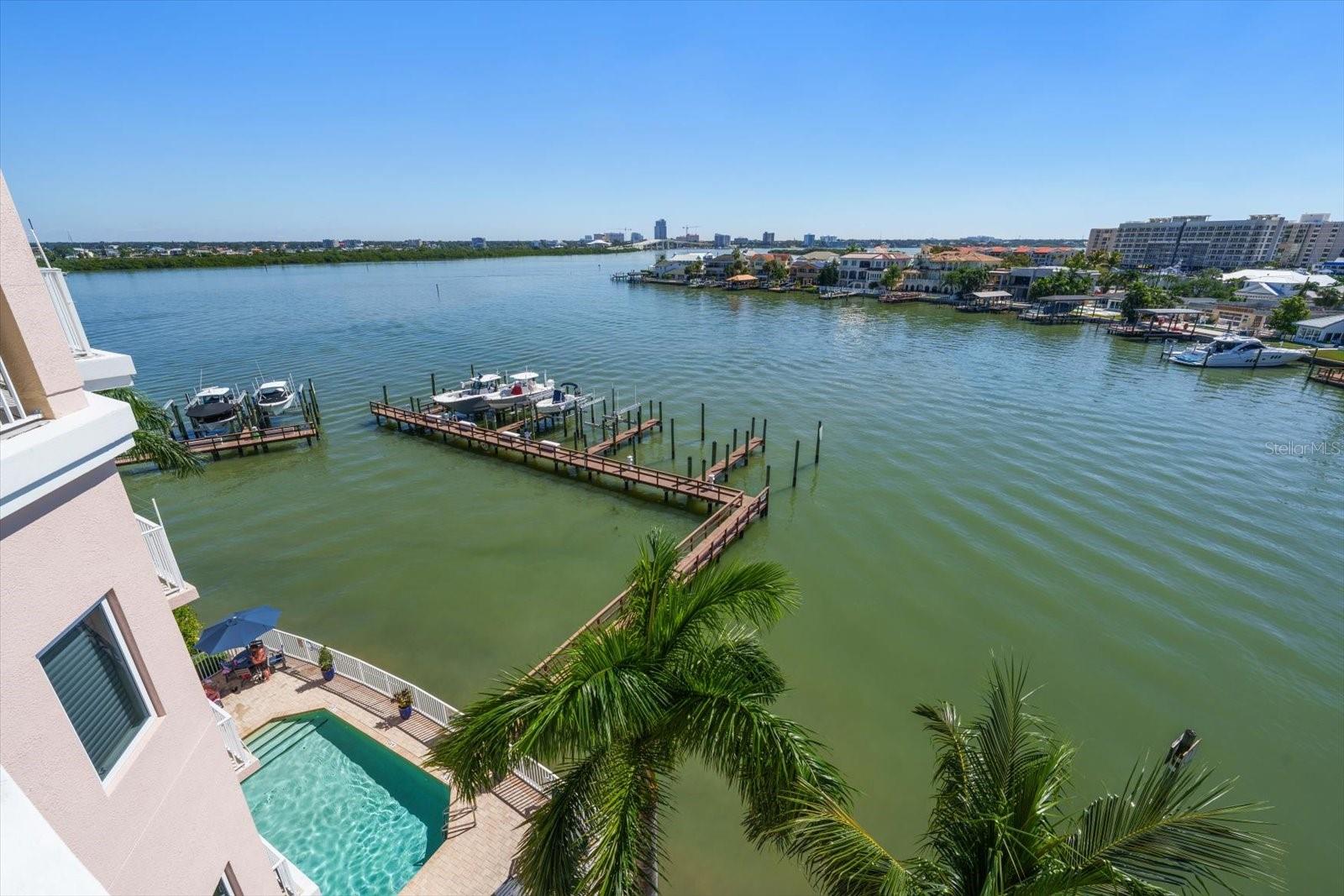 205 BRIGHTWATER DRIVE, #401, Clearwater Beach, FL 33767