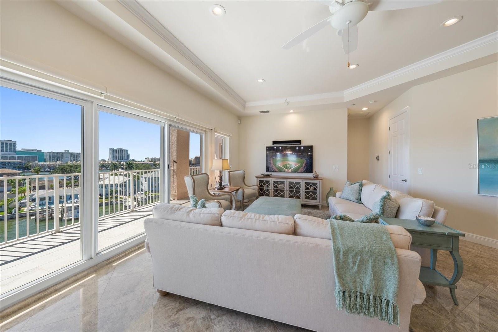 205 BRIGHTWATER DRIVE, #401, Clearwater Beach, FL 33767