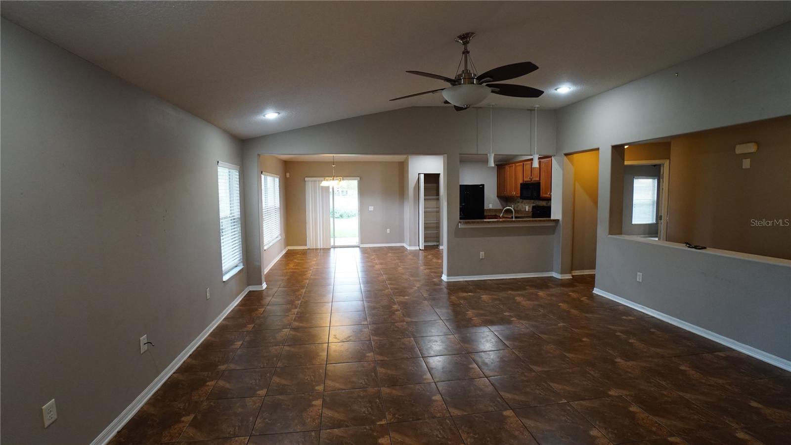 5204 MOON SHELL DRIVE, Apollo Beach, FL 33572