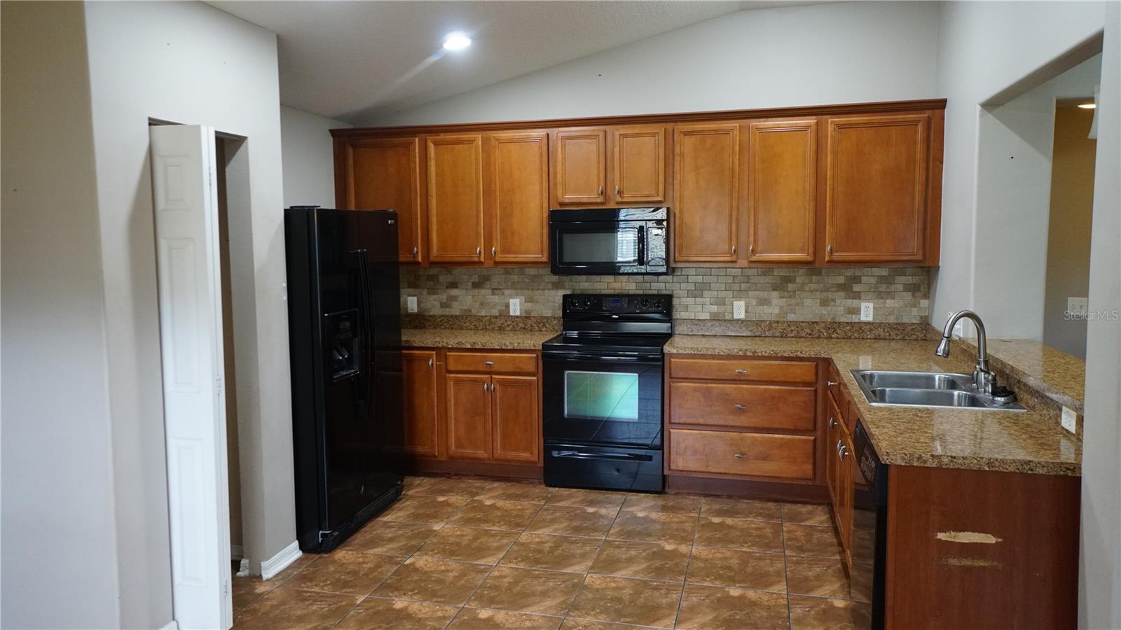 5204 MOON SHELL DRIVE, Apollo Beach, FL 33572
