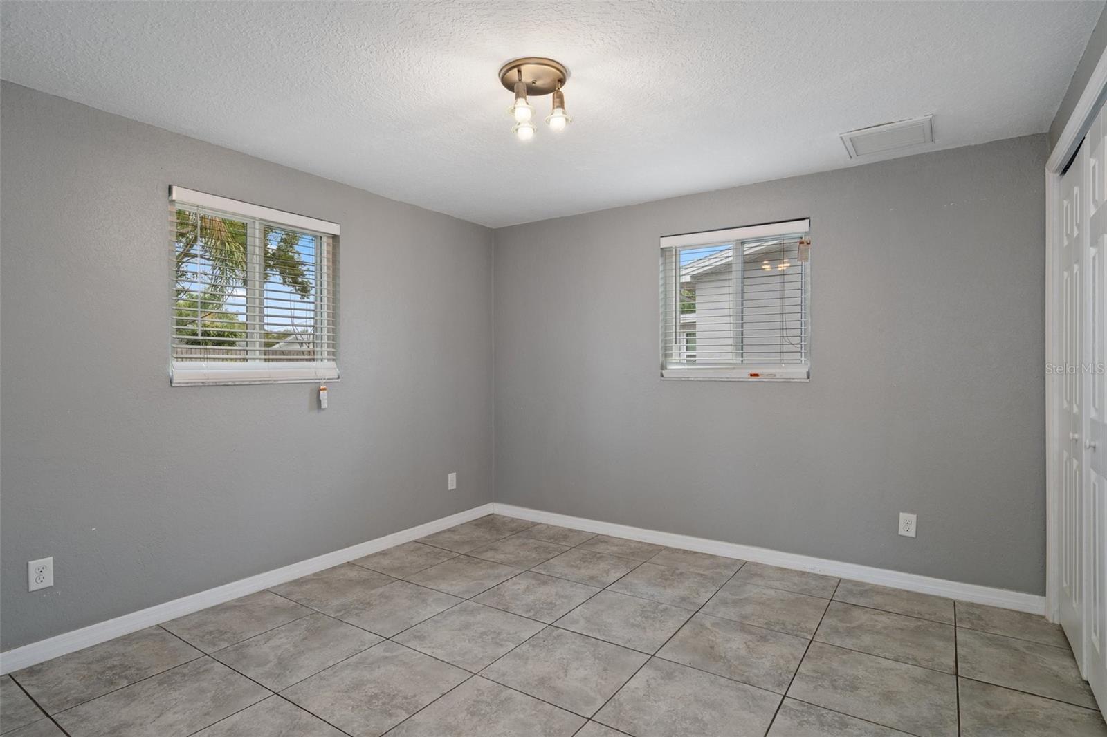 4925 BEACON HILL DRIVE, New Port Richey, FL 34652