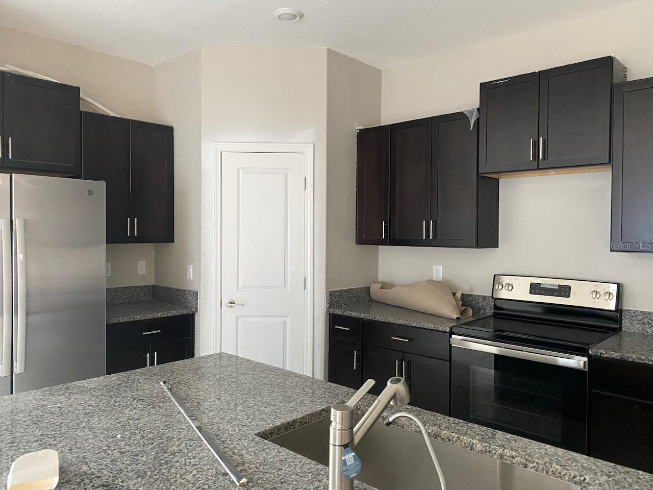 15420 MILLER CREEK DRIVE, Sun City Center, FL 33573