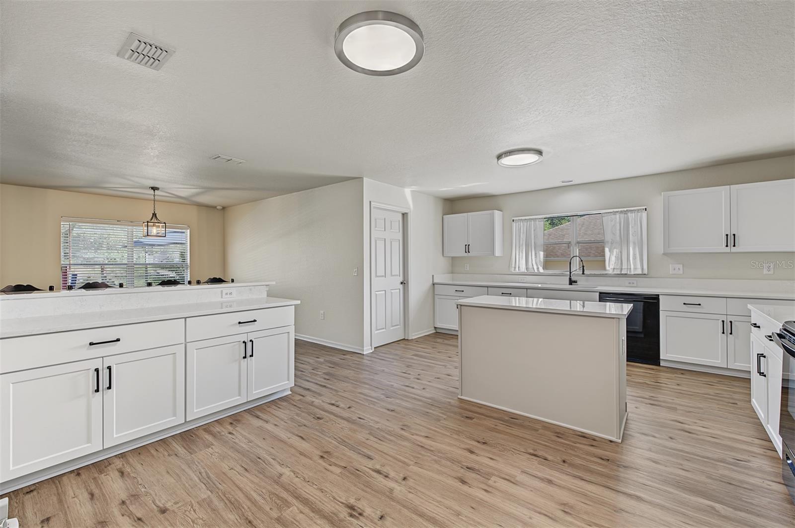 31 GRASS STREET, Homosassa, FL 34446