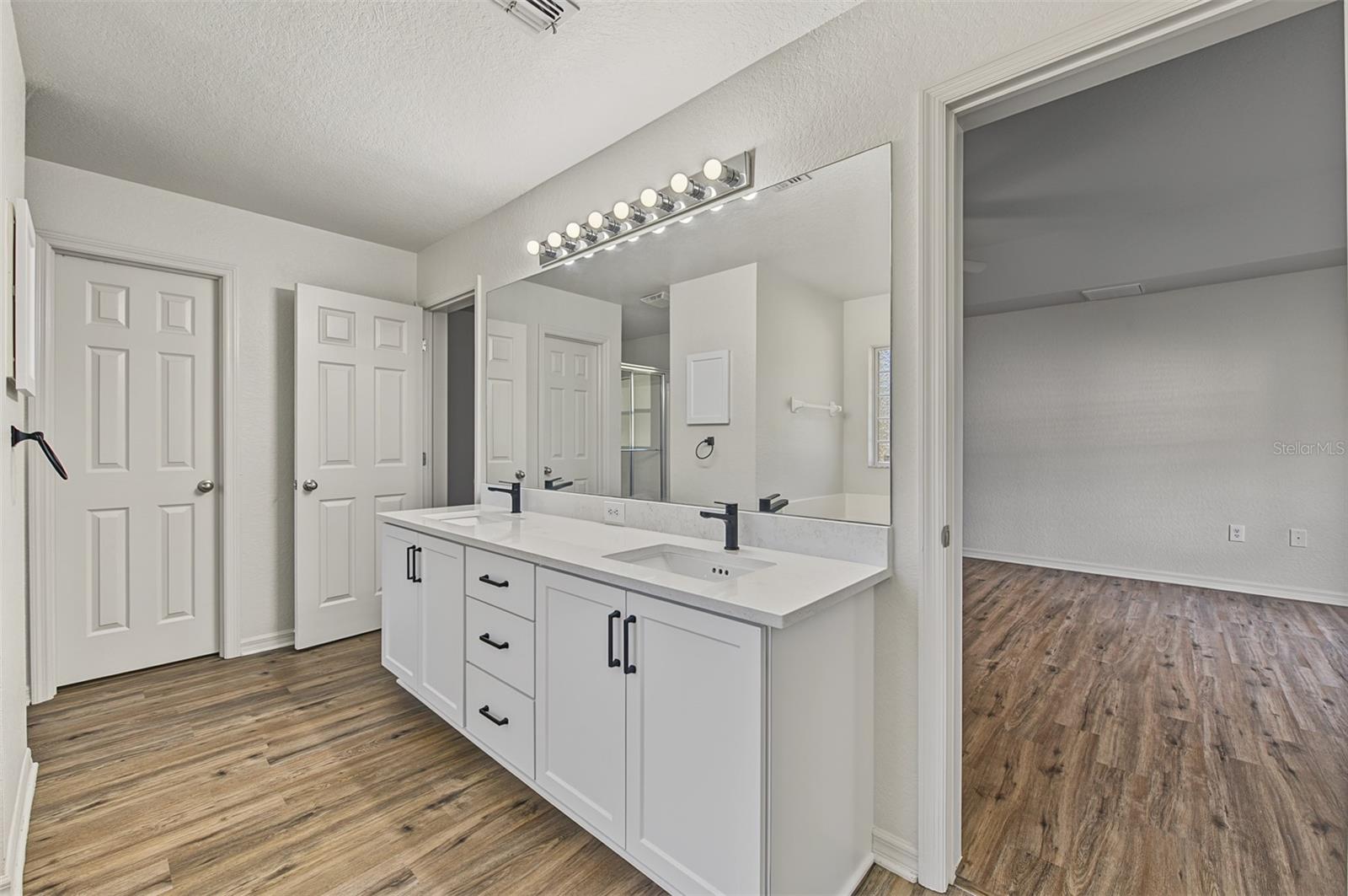 31 GRASS STREET, Homosassa, FL 34446