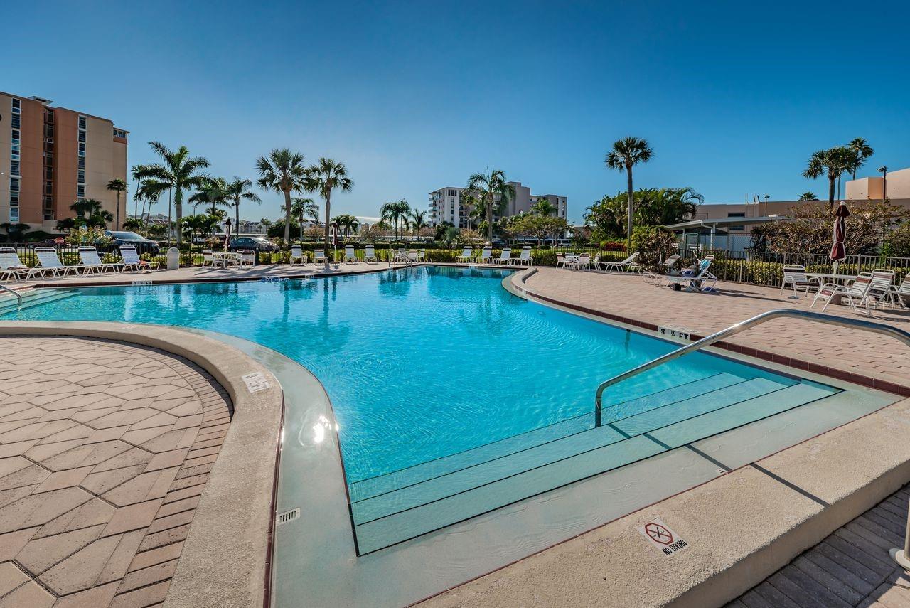Central pool