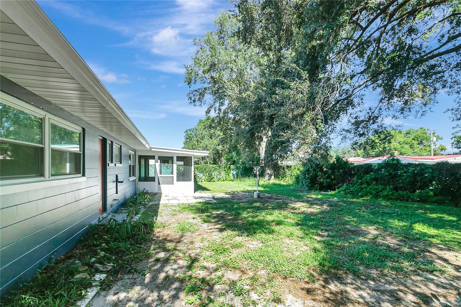 420 HILLCREST DRIVE SE, Winter Haven, FL 33884