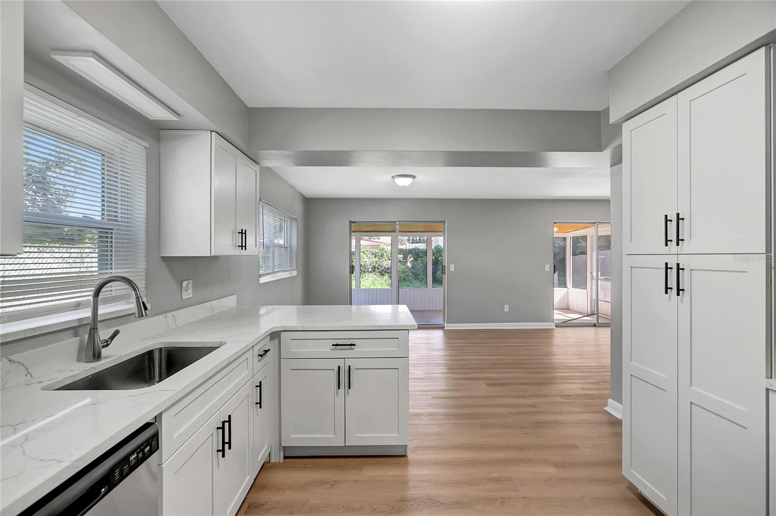 420 HILLCREST DRIVE SE, Winter Haven, FL 33884