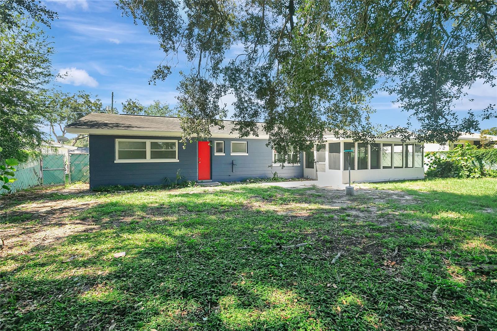 420 HILLCREST DRIVE SE, Winter Haven, FL 33884