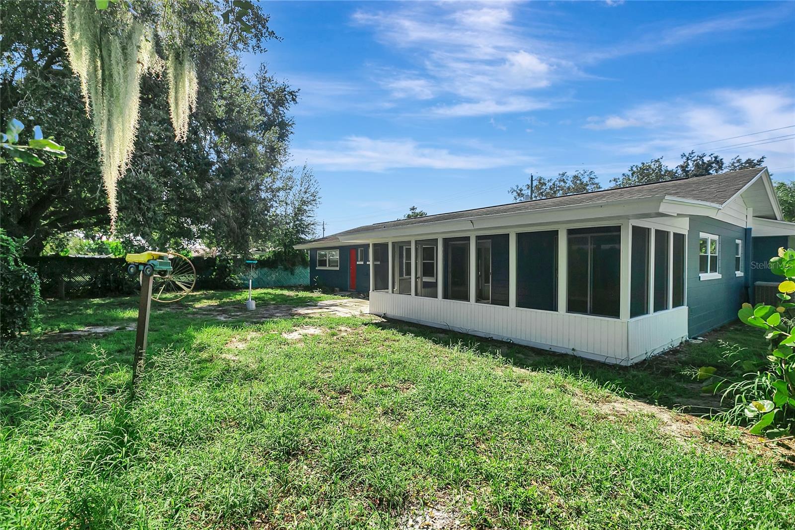 420 HILLCREST DRIVE SE, Winter Haven, FL 33884
