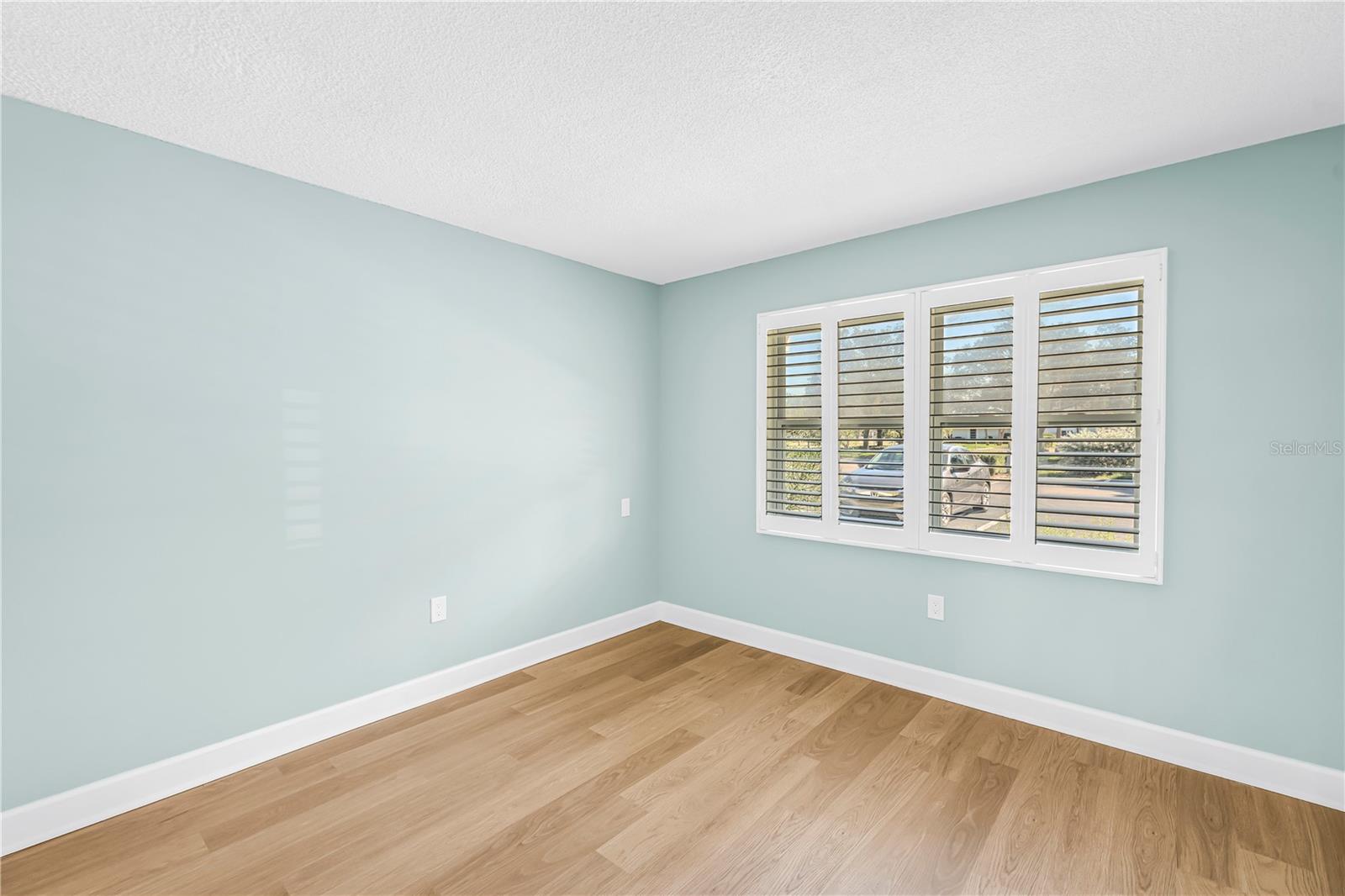 951 79TH AVENUE N, #120, St Petersburg, FL 33702