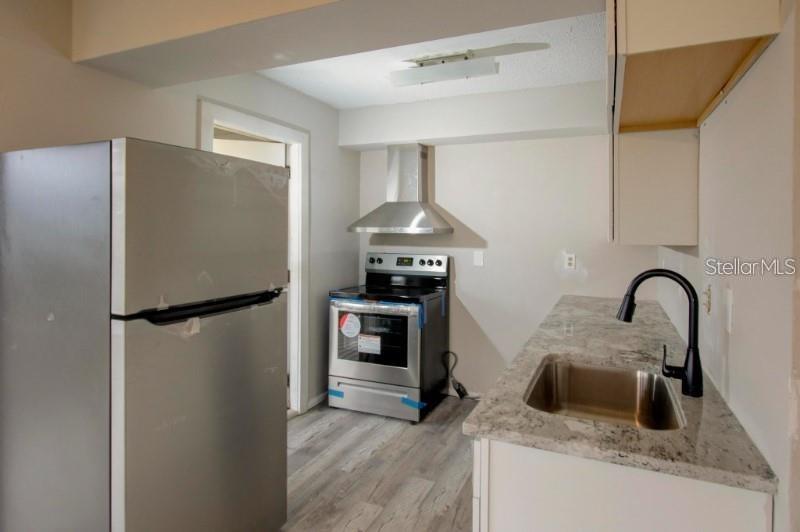 1106 COUNTRY CLUB LANE, Lakeland, FL 33801