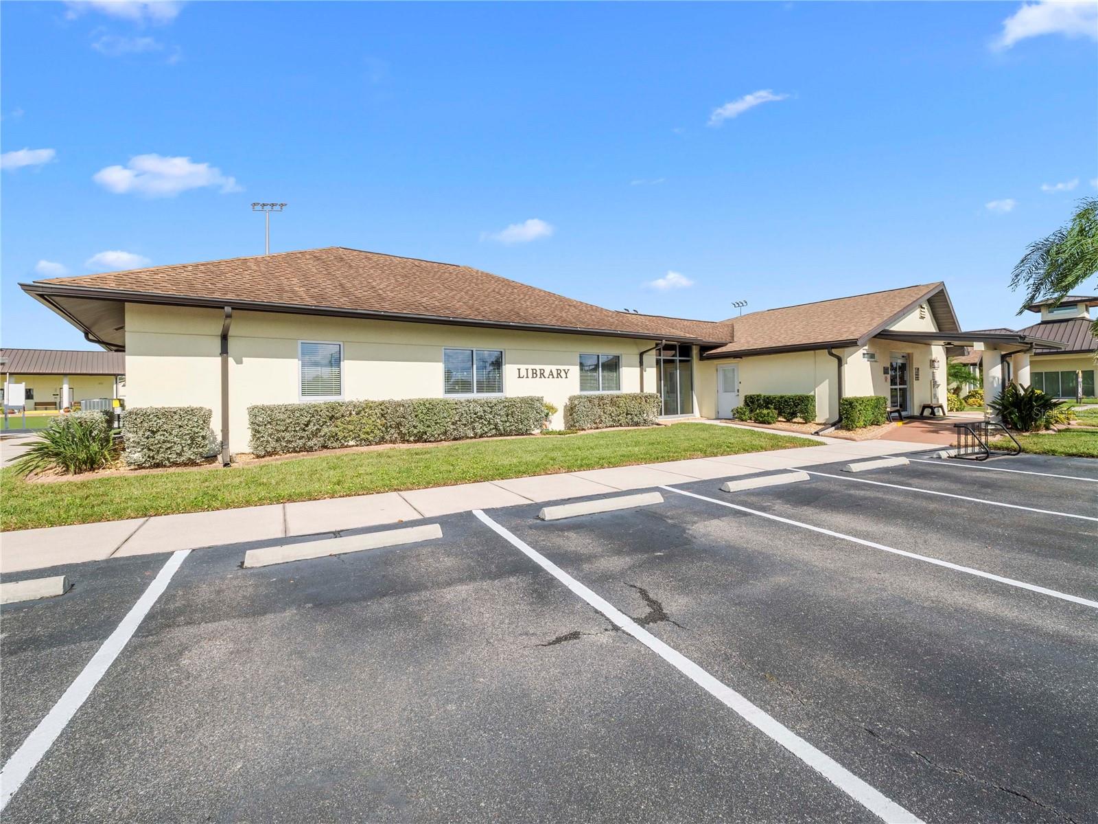 15436 MILLER CREEK DRIVE, Sun City Center, FL 33573