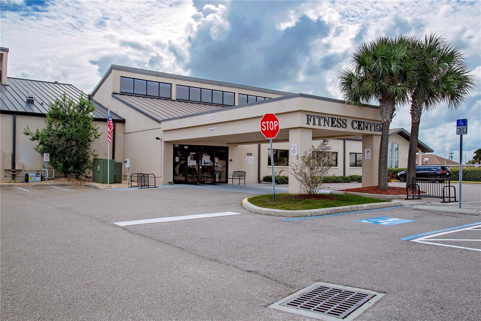 2108 MEADOWLARK LANE, Sun City Center, FL 33573