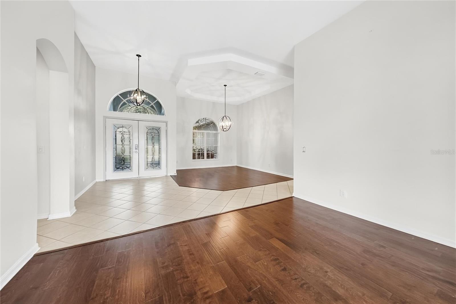 219 RONJA LANE, Valrico, FL 33594