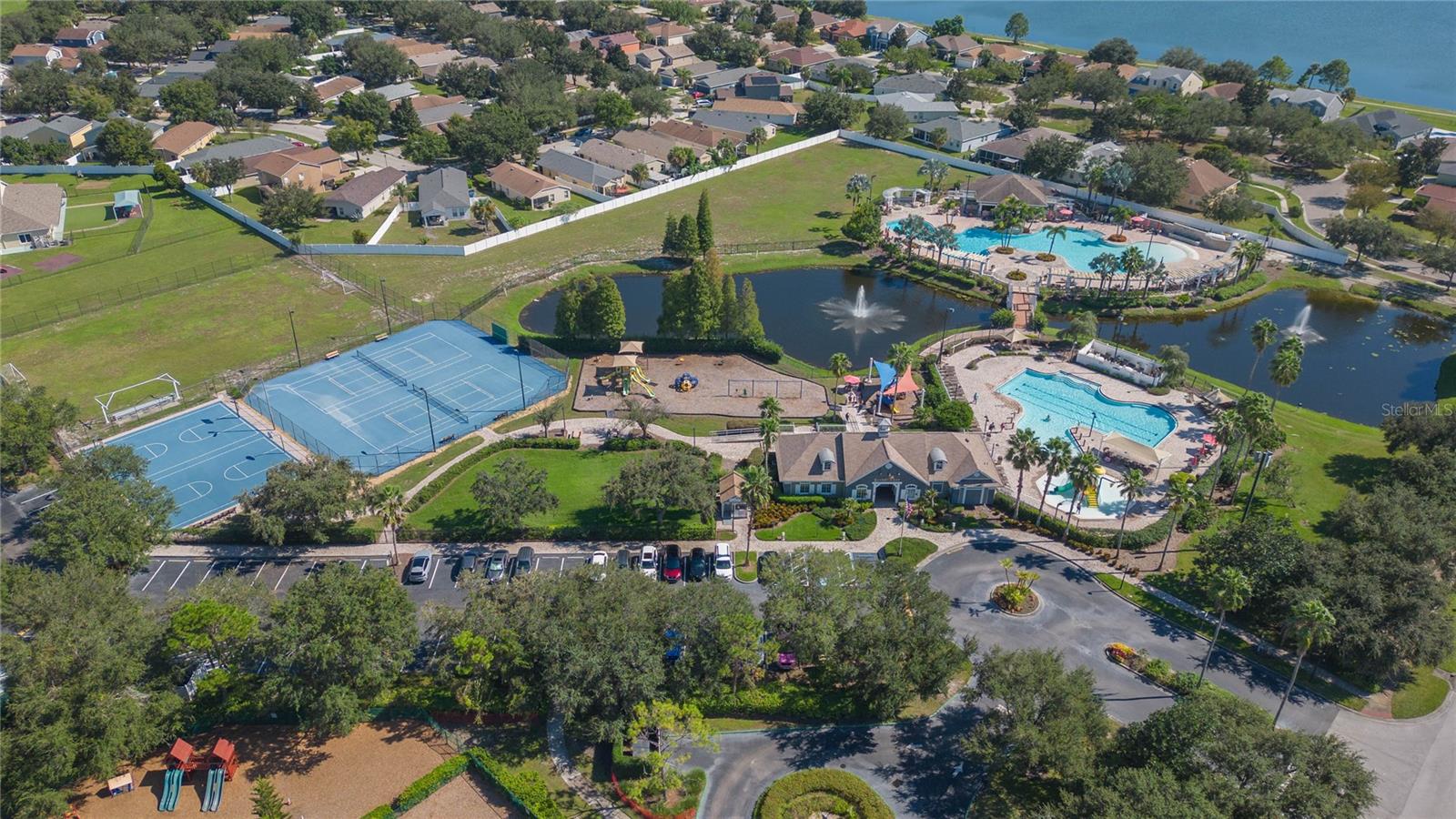 11817 HOLLY CREST LANE, Riverview, FL 33569
