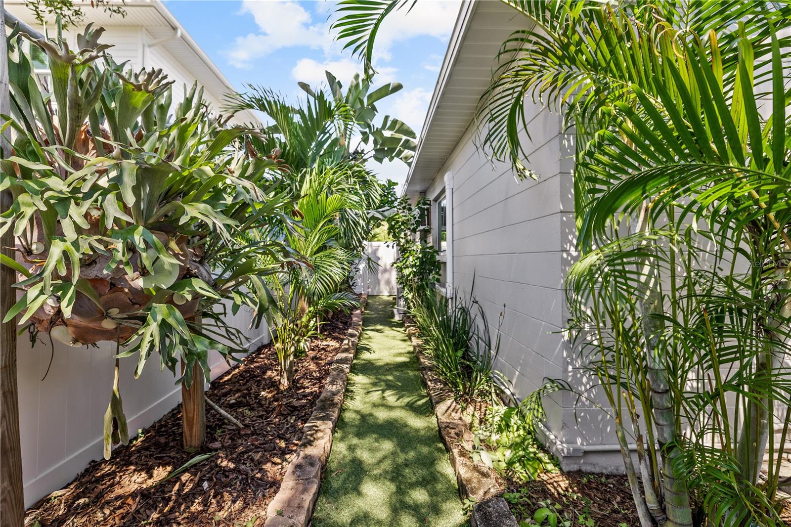 3912 W CLEVELAND STREET, Tampa, FL 33609