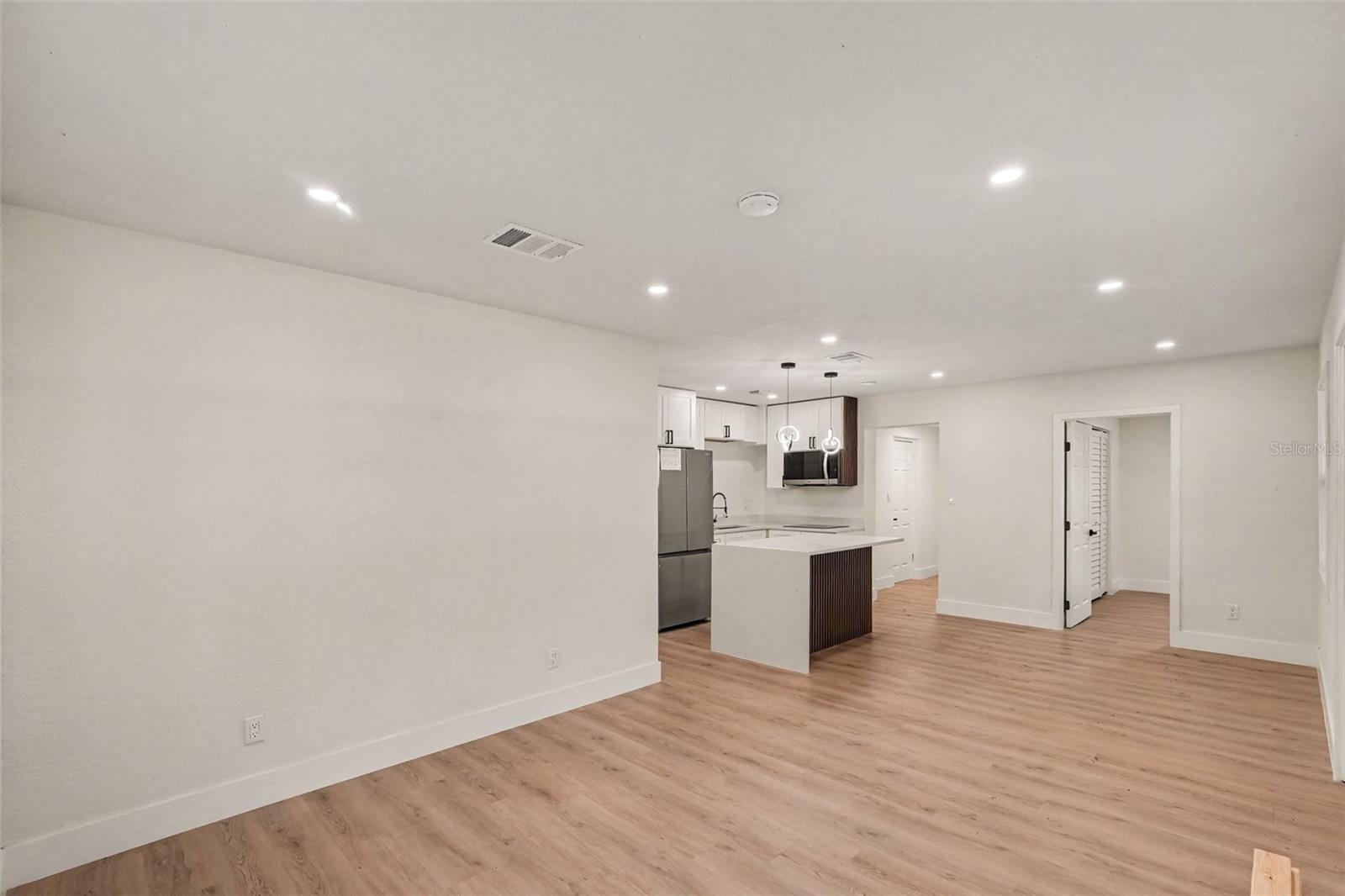 3306 W WYOMING AVENUE, Tampa, FL 33611 3306 W WYOMING AVENUE, Tampa, FL 33611