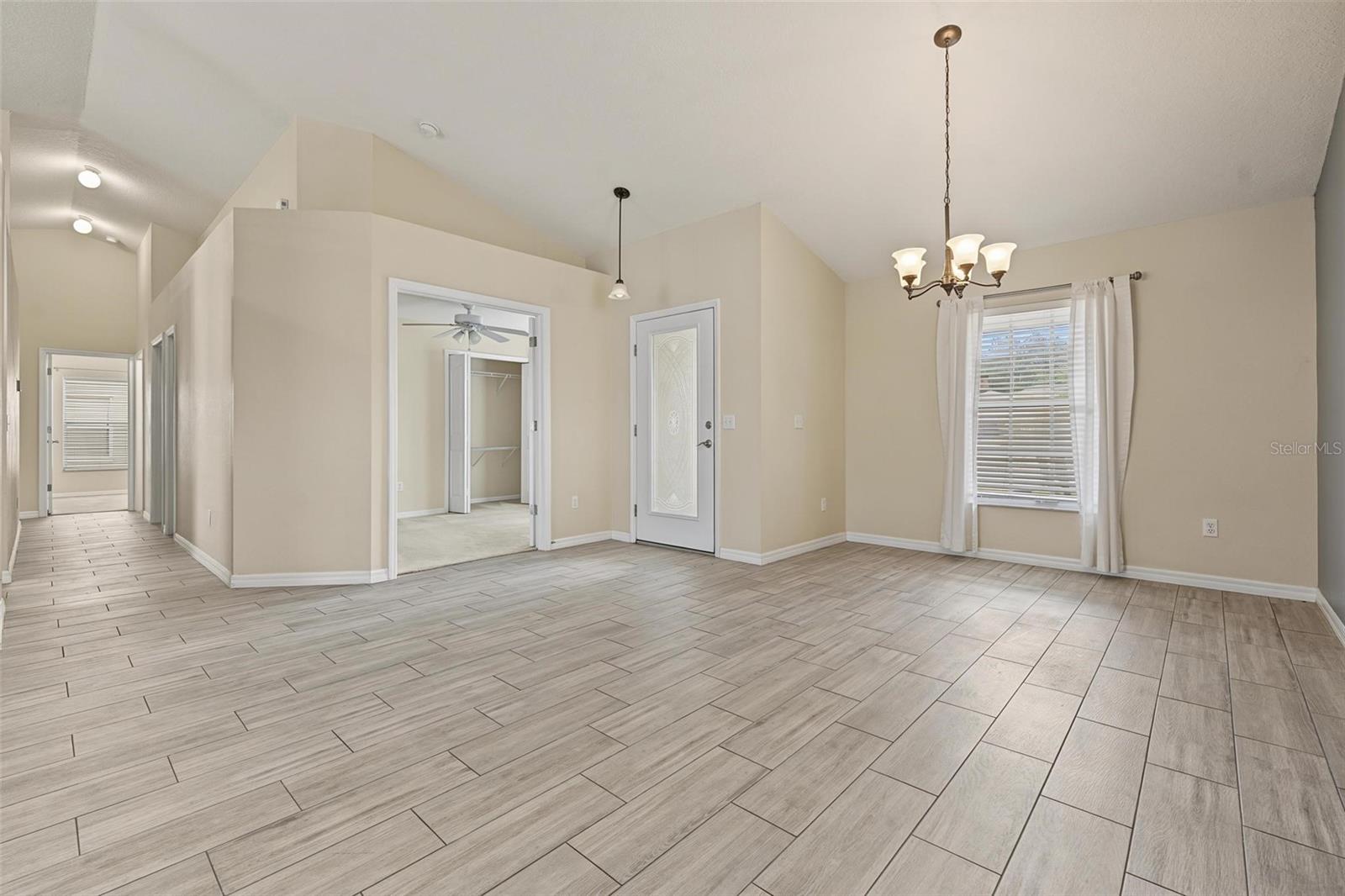 5809 BLACK WALNUT COURT, Tampa, FL 33625