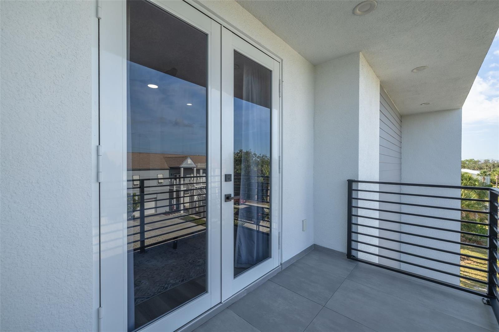 Balcony off bedroom