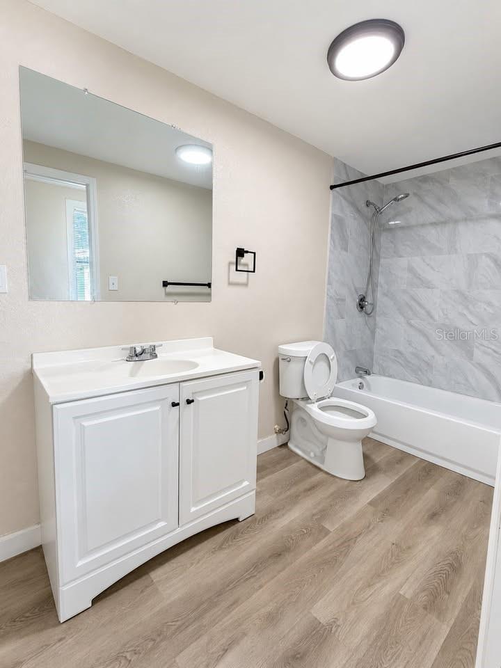 1042 OMOHUNDRO AVENUE, #2, Lakeland, FL 33805 1042 OMOHUNDRO AVENUE, #2, Lakeland, FL 33805