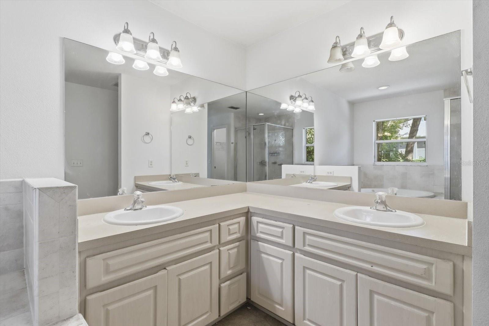 3075 E CROWN DRIVE, Inverness, FL 34453