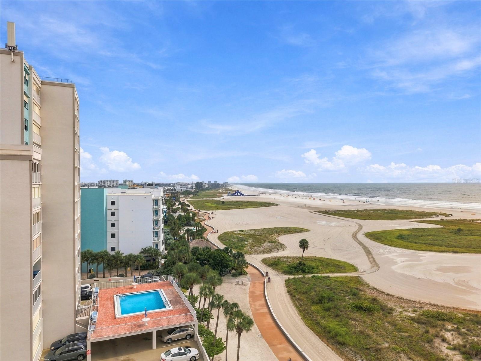 11000 GULF BOULEVARD, #1002, Treasure Island, FL 33706 11000 GULF BOULEVARD, #1002, Treasure Island, FL 33706
